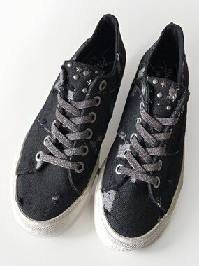 Blowfish Malibu Gray Canvas Sneakers Comfort Women's 8.5 Star Studs